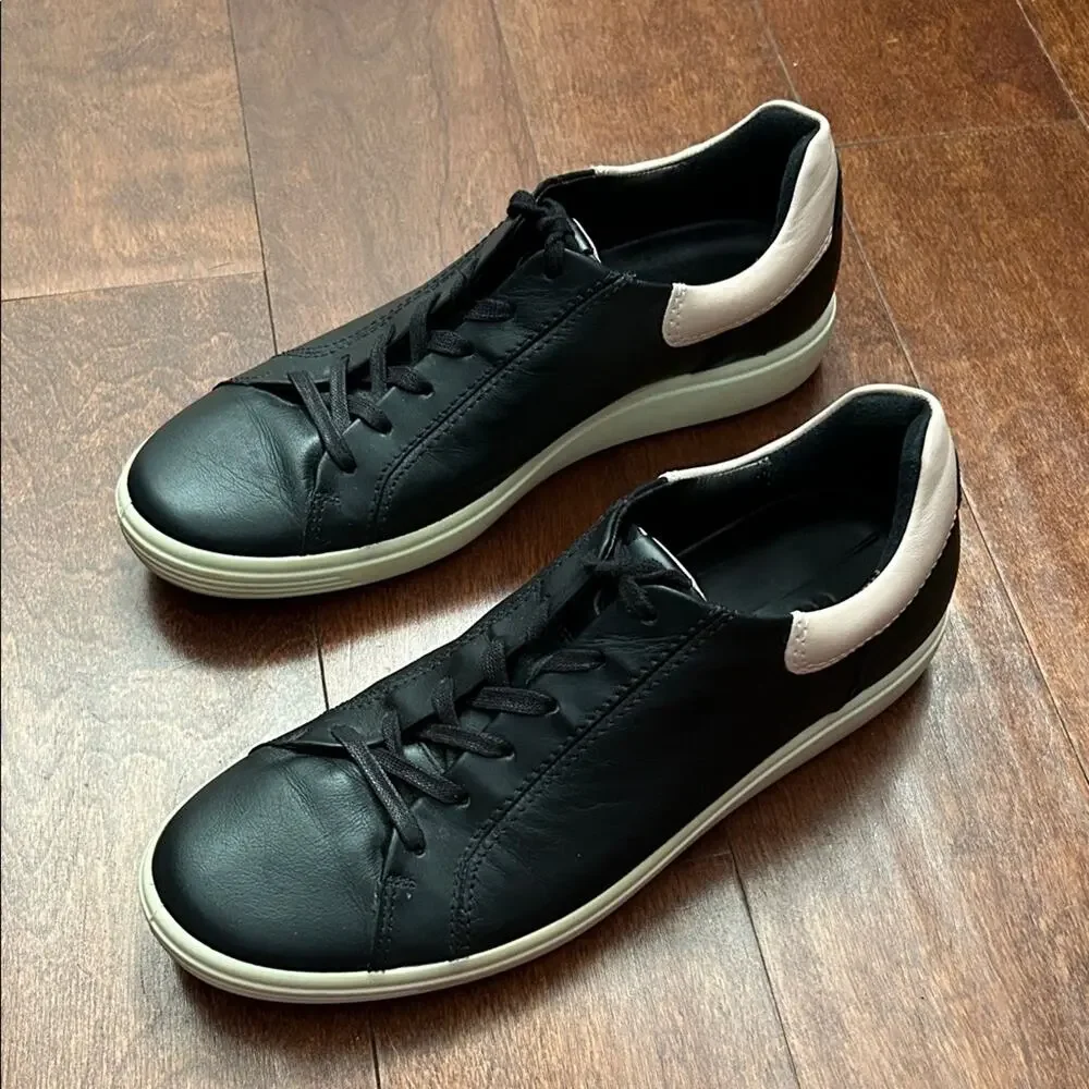 Ecco Women’s Soft 7 Sneaker in Butter Soft Black and Pink Leather, Size 10